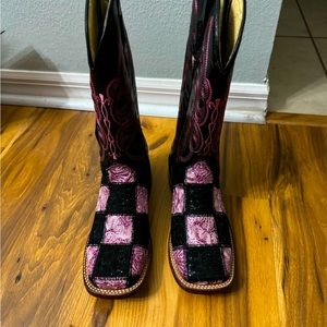 Women’s Leather Cowboy Boots